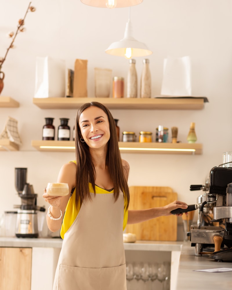 Camille, barista